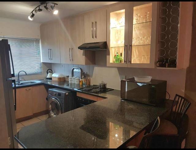 2 BEDROOM TOWNHOUSE FOR SALE IN AMBERFIELD